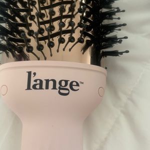 Barely used Lange Le Volume 75mm titanium brush dryer. Works perfect.